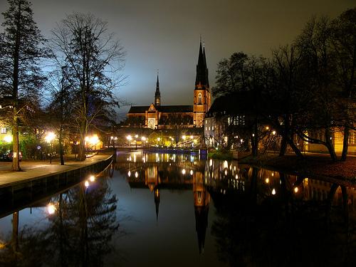 Uppsala de noche